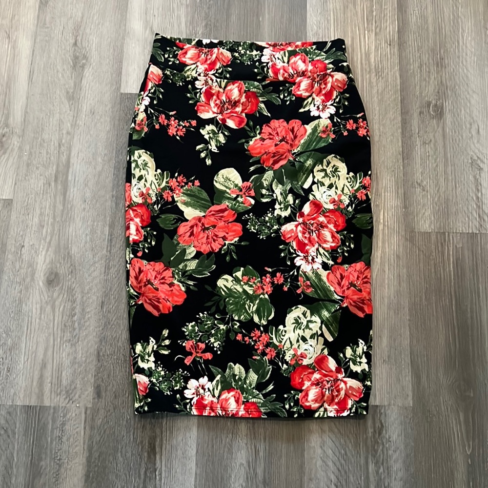Floral Black Pencil Skirt